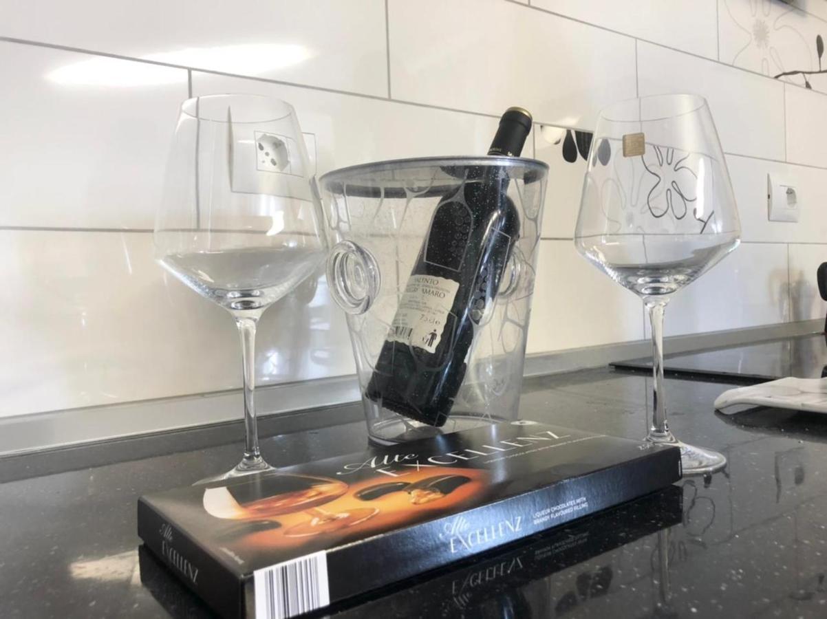 Vale House Holiday Apartment Wlora Zewnętrze zdjęcie