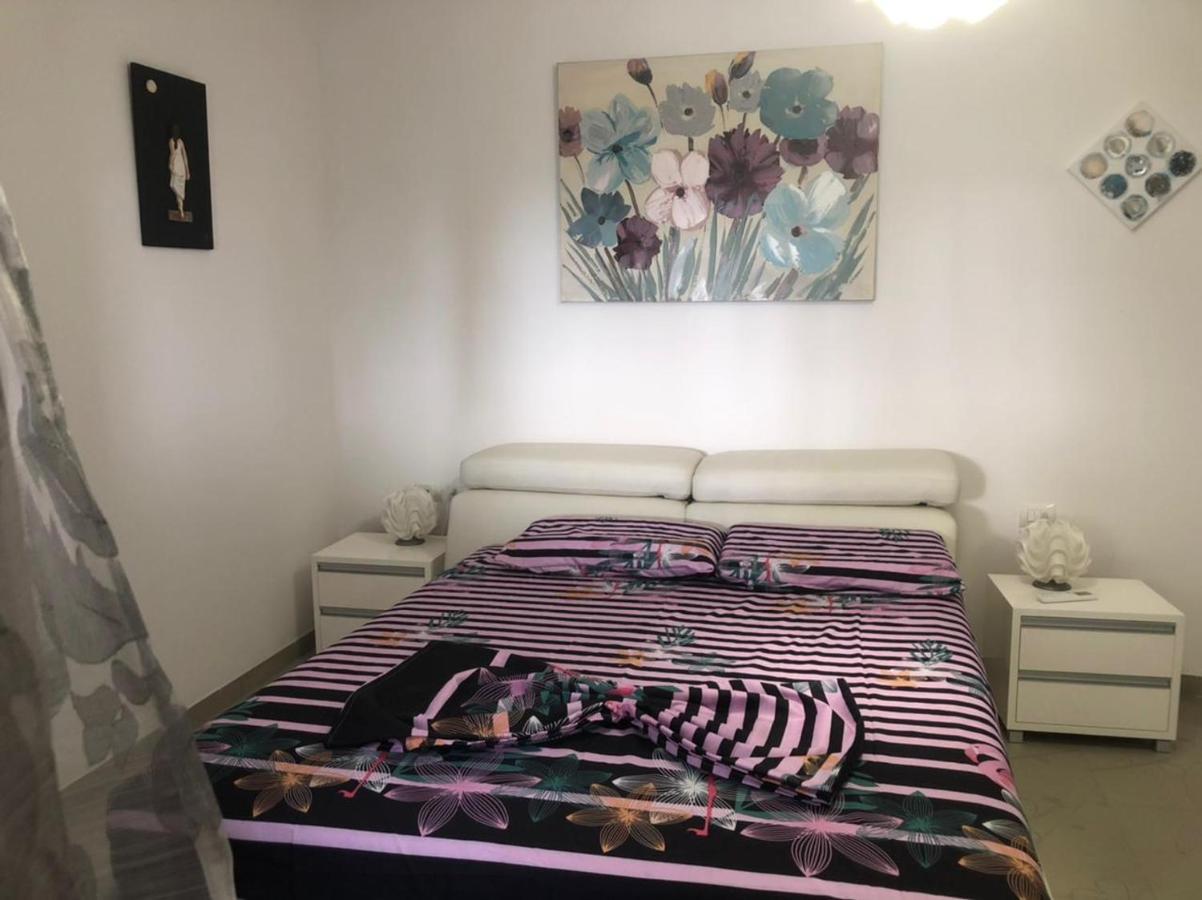 Vale House Holiday Apartment Wlora Zewnętrze zdjęcie
